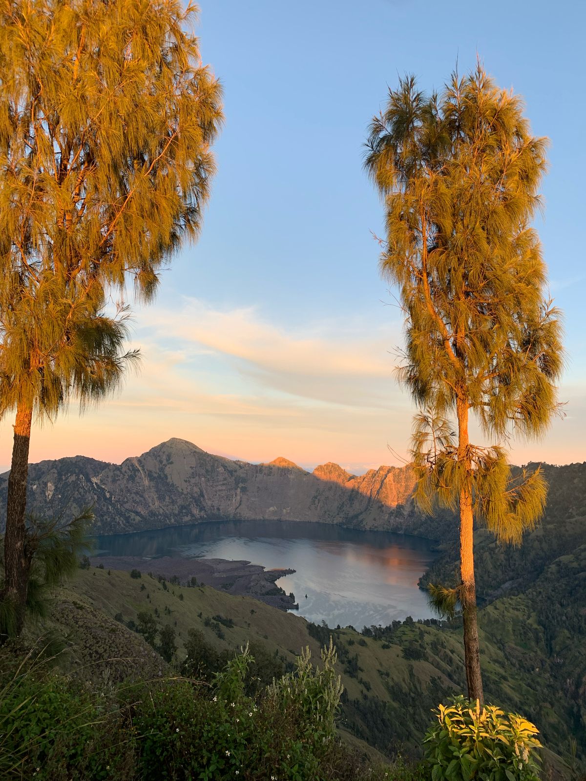 mount-rinjani-summit-2-day-trekking-tour-1